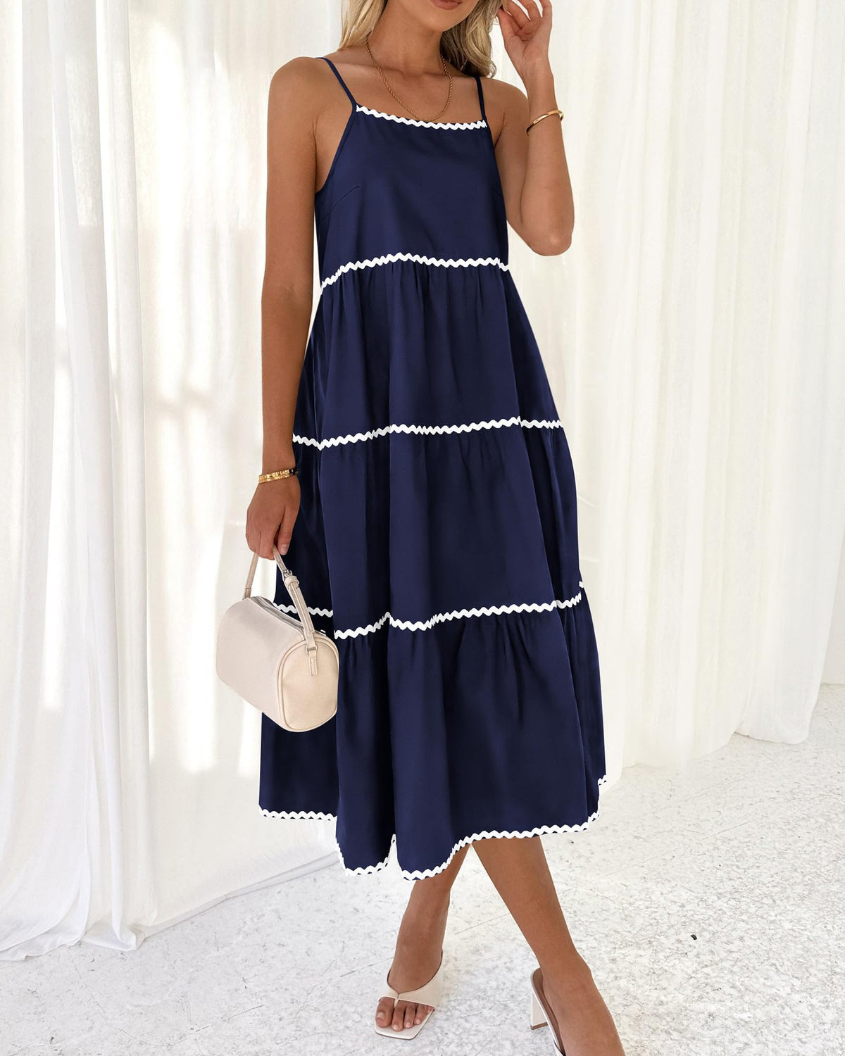 Women's Summer Spaghetti-Strap Tiered Maxi Dress