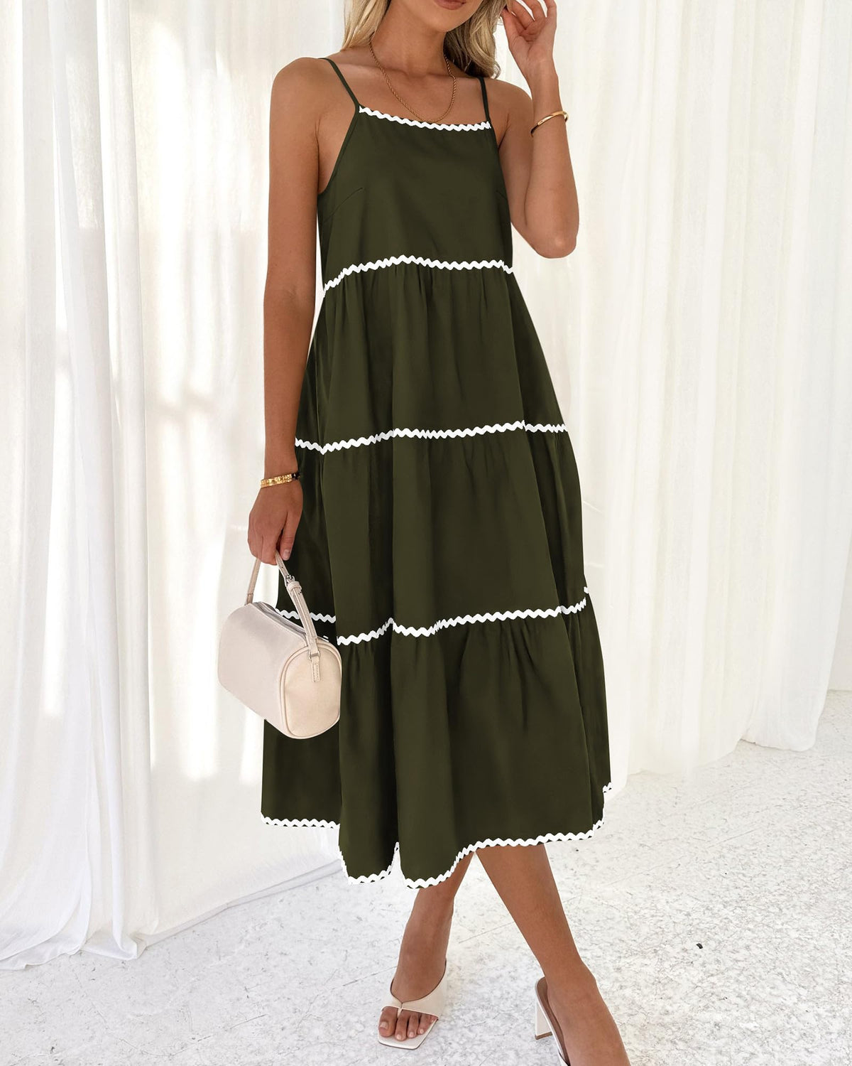 Women's Summer Spaghetti-Strap Tiered Maxi Dress